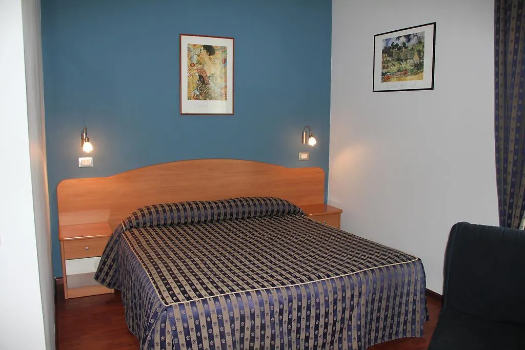 B&B Luna Blu Μόντικα Ιταλία
